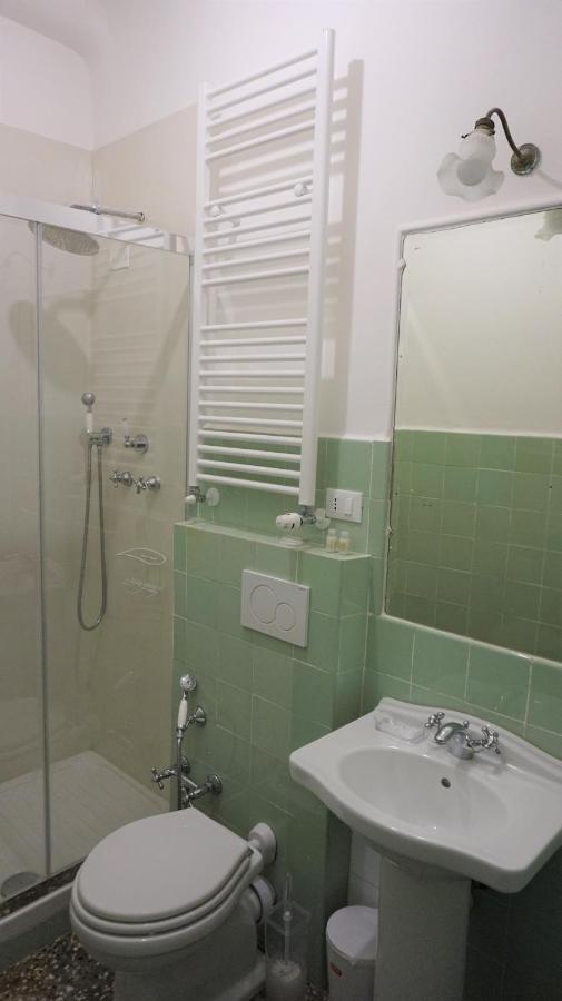 Le Coccole Panzió Genova Kültér fotó